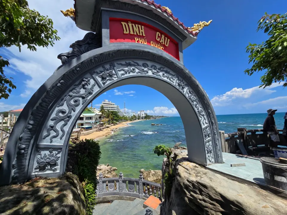 Dinh Cậu